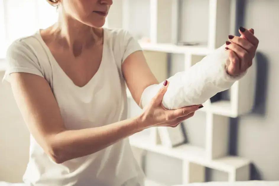 Fraturas ósseas: causas, prevenção e tratamento eficaz