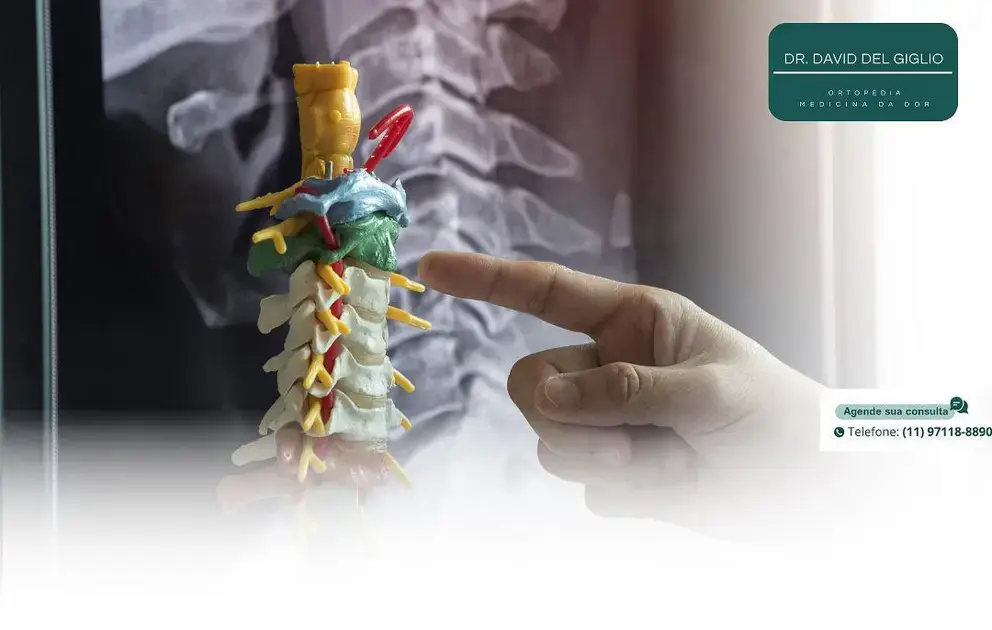 Como funciona o bloqueio de dor na coluna cervical?